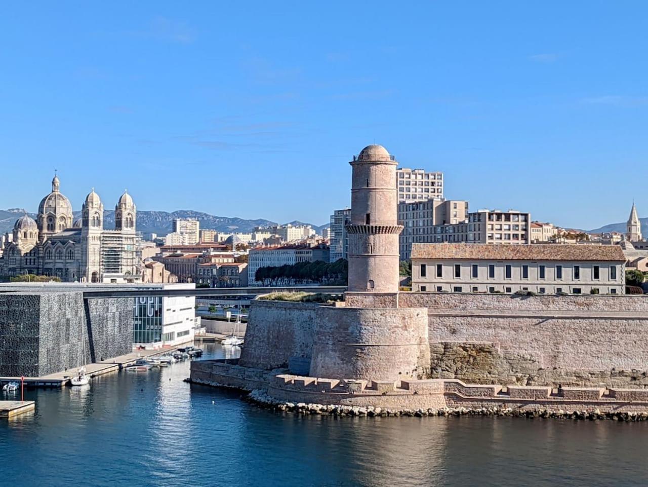 Vue Mer Le Panoramique Vieux-Port De มาร์กเซย ภายนอก รูปภาพ