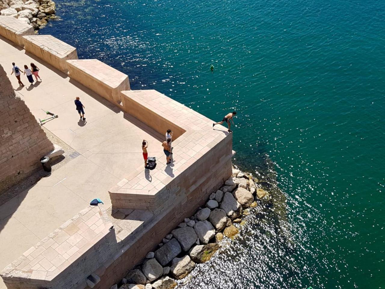 Vue Mer Le Panoramique Vieux-Port De มาร์กเซย ภายนอก รูปภาพ